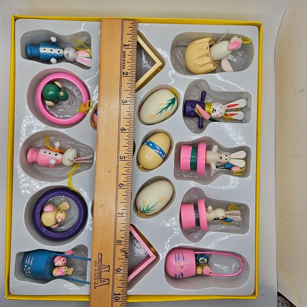 Vintage Wooden Easter Ornament Set 17 Pc Bunny Egg Bird Spring Decor Box